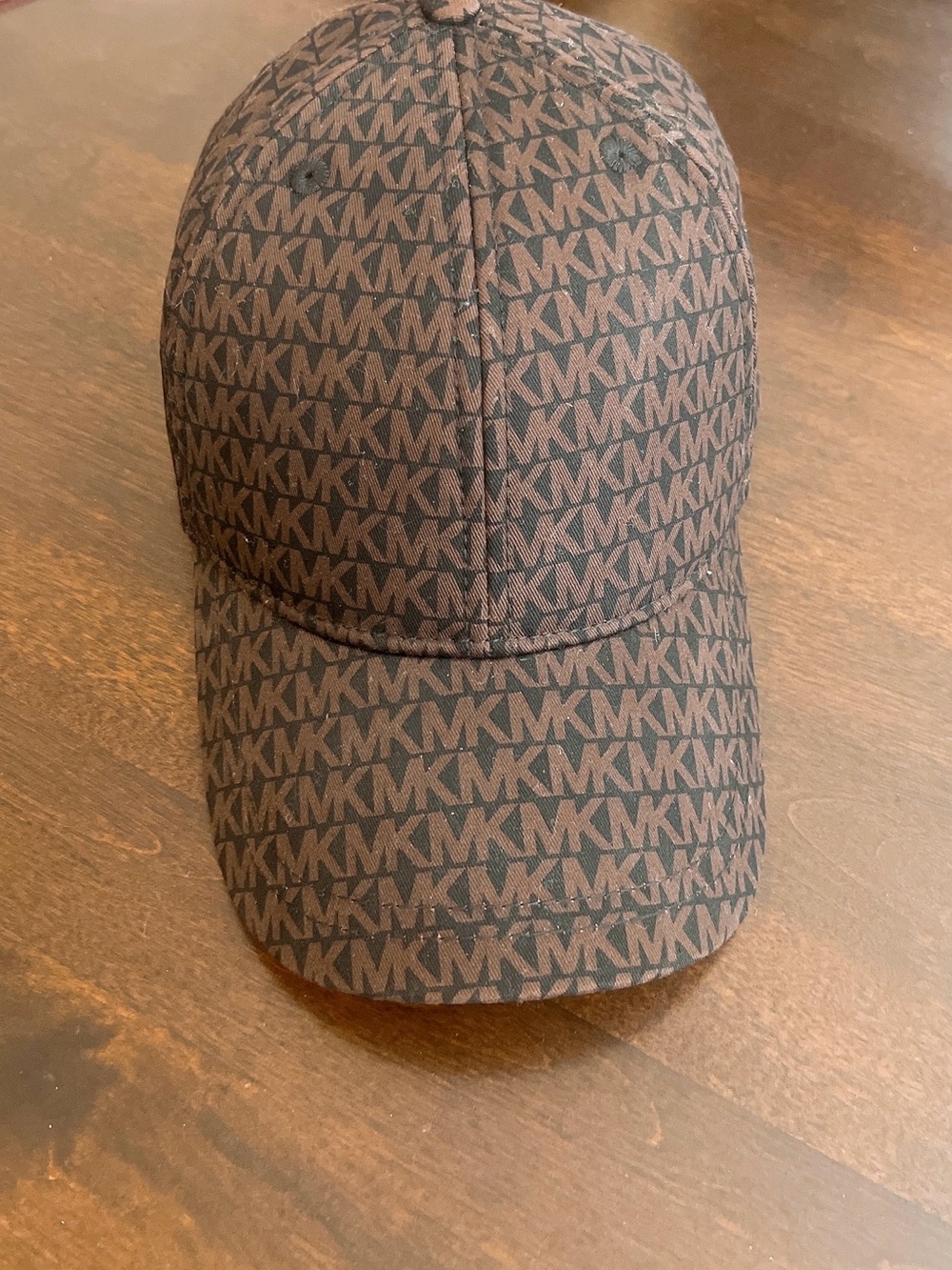 MK hat